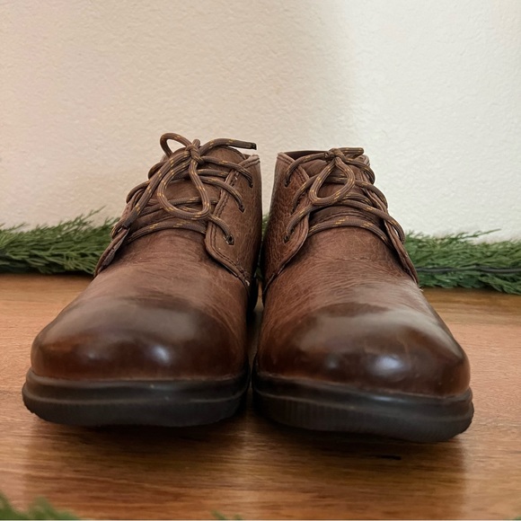 Bogs Eugene Chukka Ankle Boots 9 M Brown Lace Up Shoes Waterproof Leather Mens - Picture 3 of 17